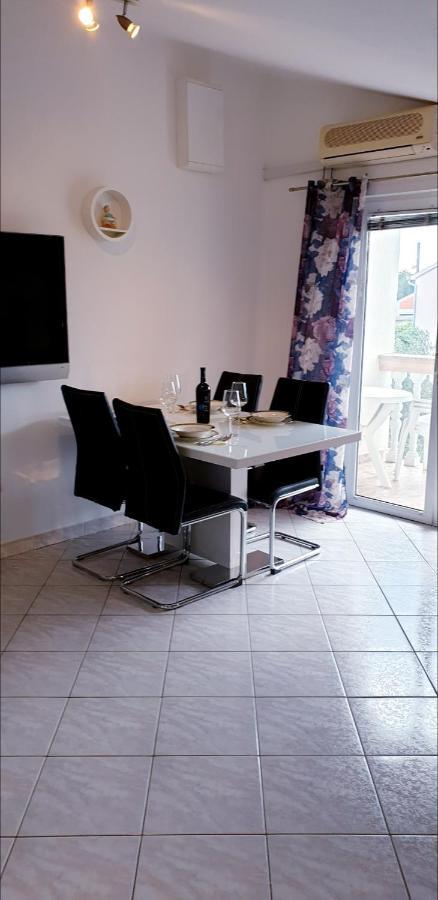 Apartment Antonio Biograd Na Moru Eksteriør bilde