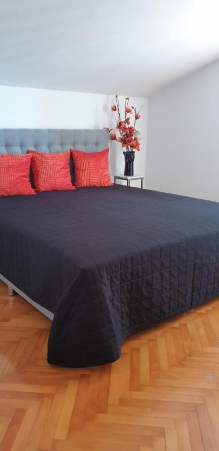 Apartment Antonio Biograd Na Moru Eksteriør bilde