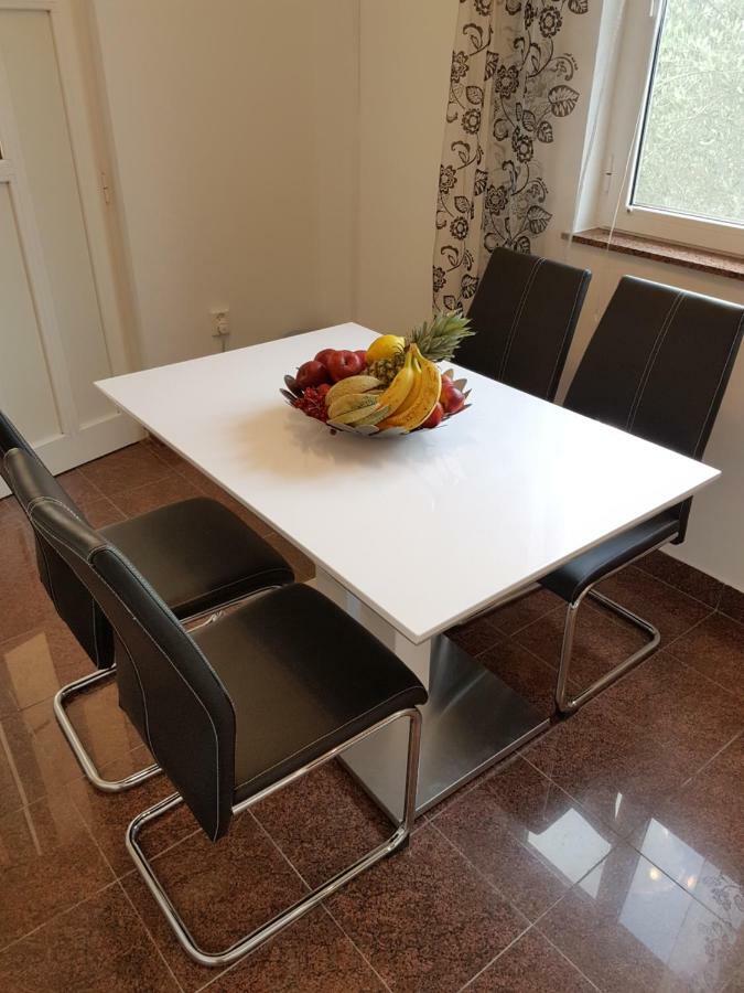 Apartment Antonio Biograd Na Moru Eksteriør bilde