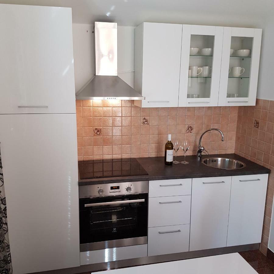 Apartment Antonio Biograd Na Moru Eksteriør bilde