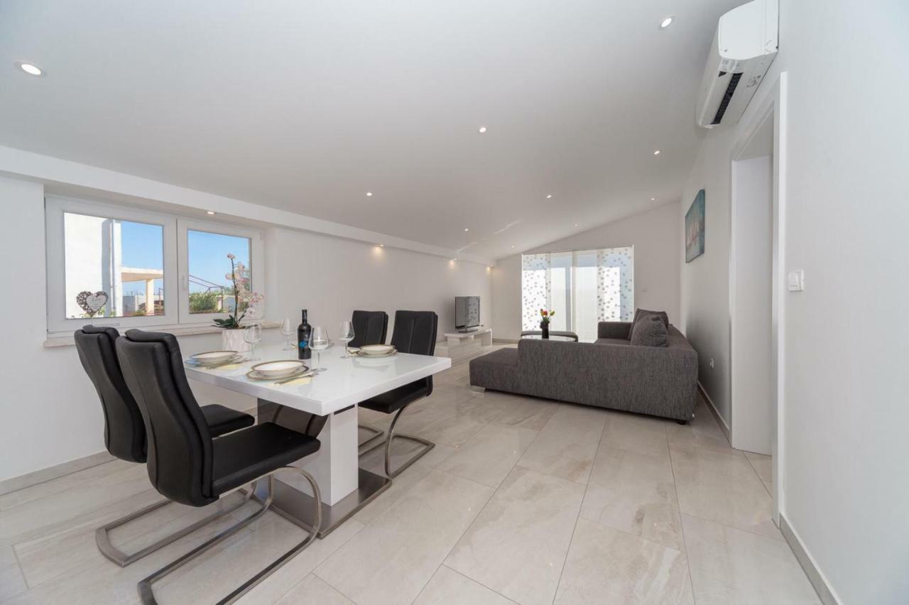 Apartment Antonio Biograd Na Moru Eksteriør bilde