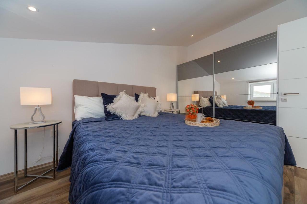 Apartment Antonio Biograd Na Moru Eksteriør bilde