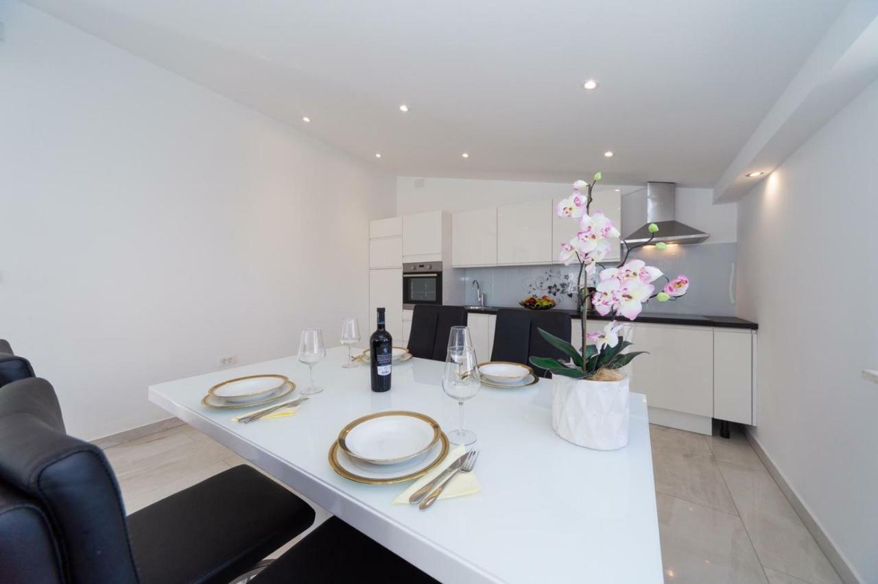 Apartment Antonio Biograd Na Moru Eksteriør bilde