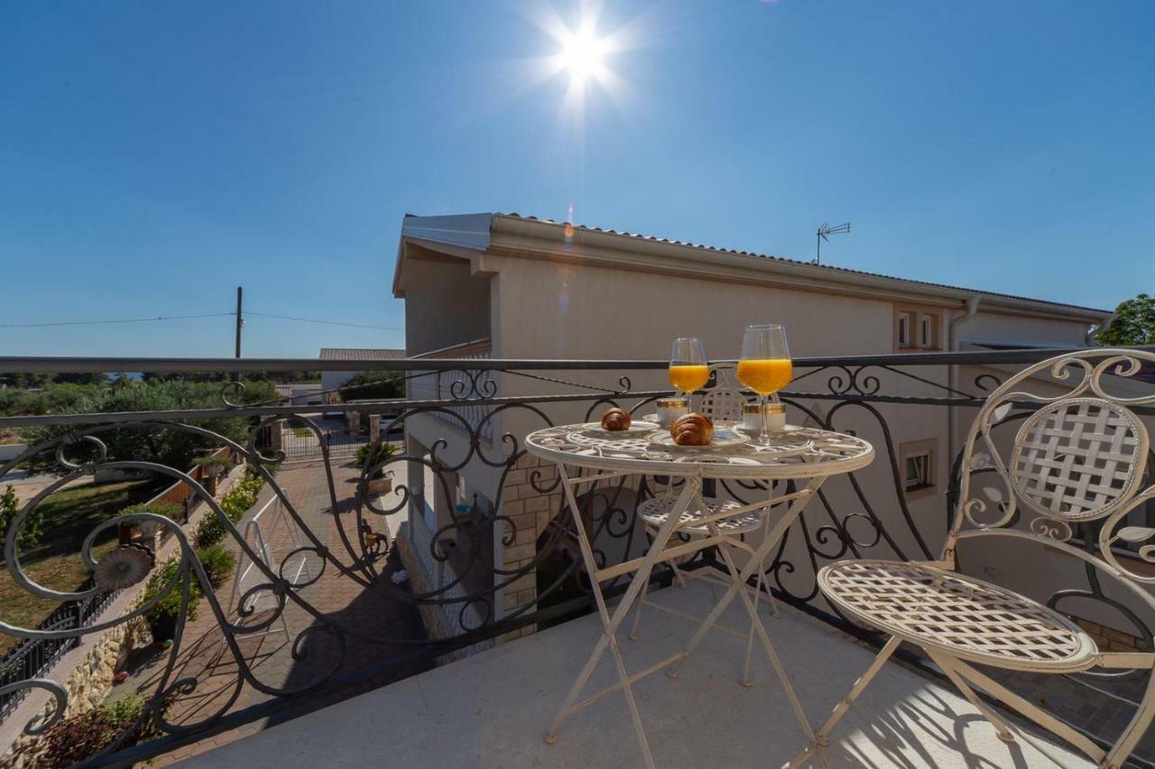 Apartment Antonio Biograd Na Moru Eksteriør bilde
